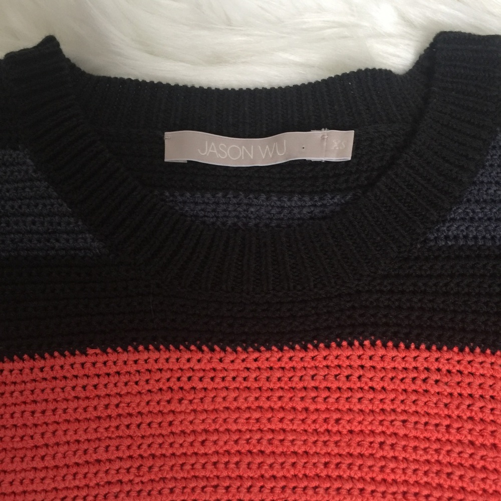 𖧷 SOLD 𖧷 JASON WU Striped Crochet Sweater - Picture 6 of 8